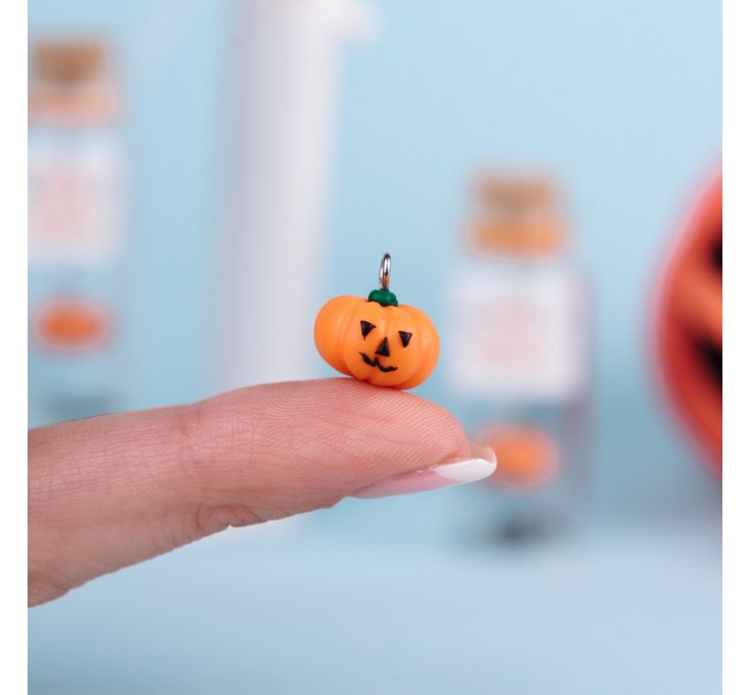 Happy Halloween Best Friend Gift, Miniature pumpkin, Creepy cute, Personalized gift for her, Halloween gift for him, Friendship gift