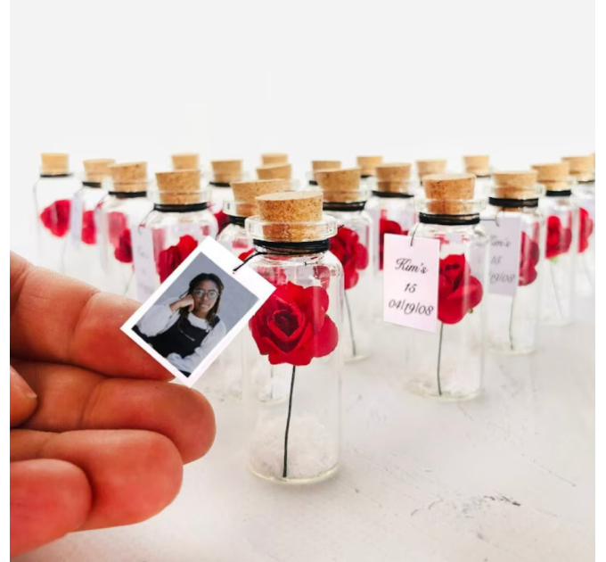 Miss 15 Quince Favors for guests, Set of 10 Roses In A Bottle with Photo, Sweet 16 Party Favors with Message, Personalized Thank you favors