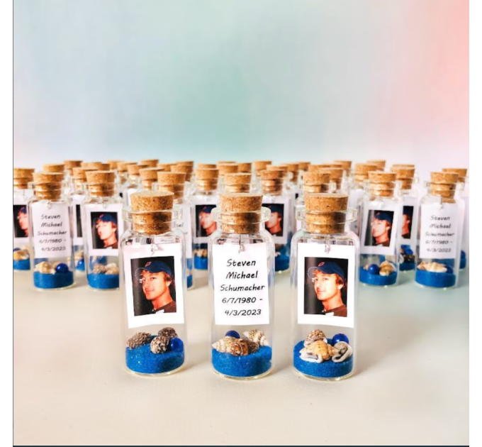 Personalized funeral favors with Photo, Loss of brother memorial gifts for guests, Celebration of life Grief favors in Bulk, Sand in Bottle